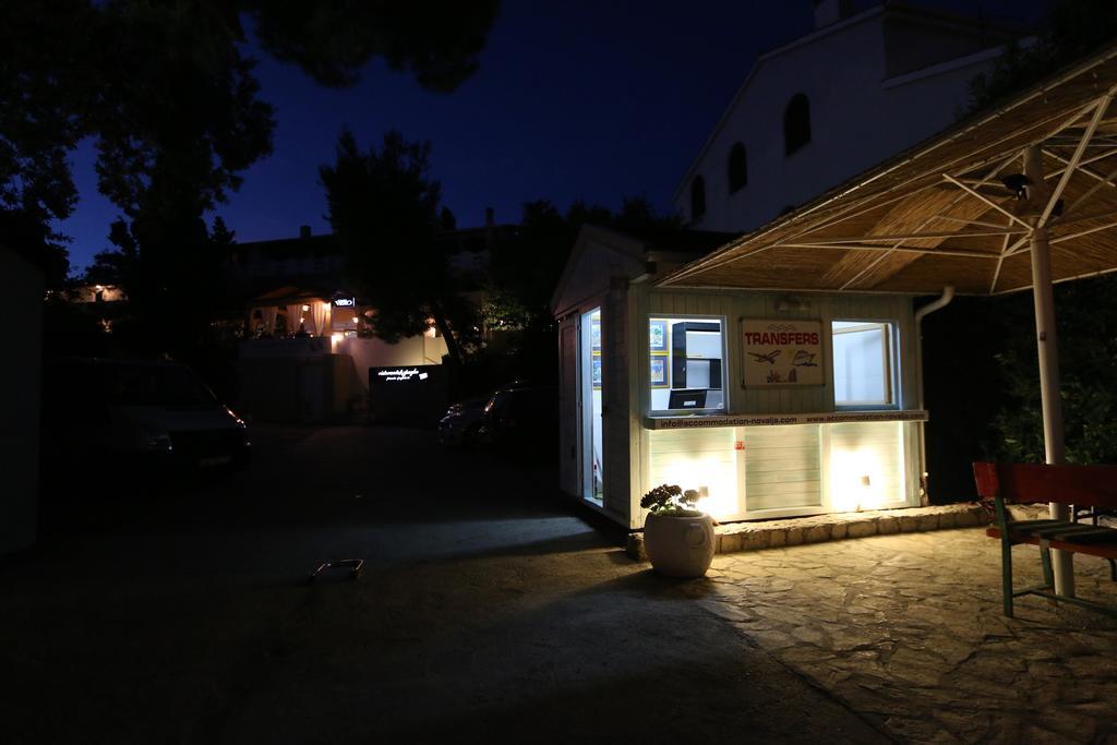 Novalja Inn 2 Екстериор снимка