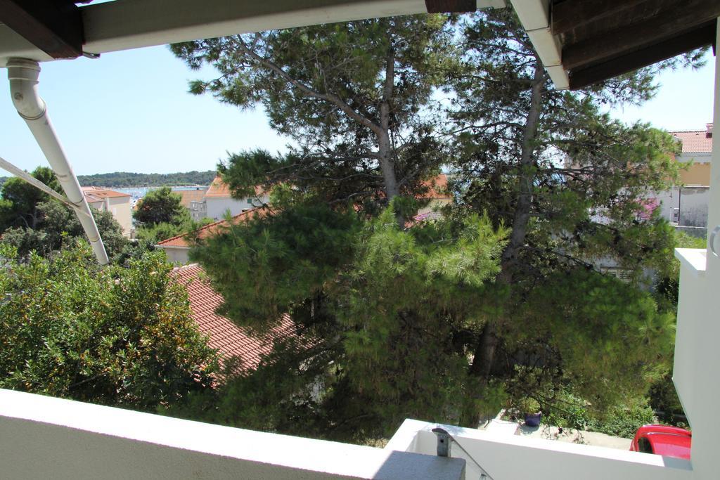 Novalja Inn 2 Екстериор снимка