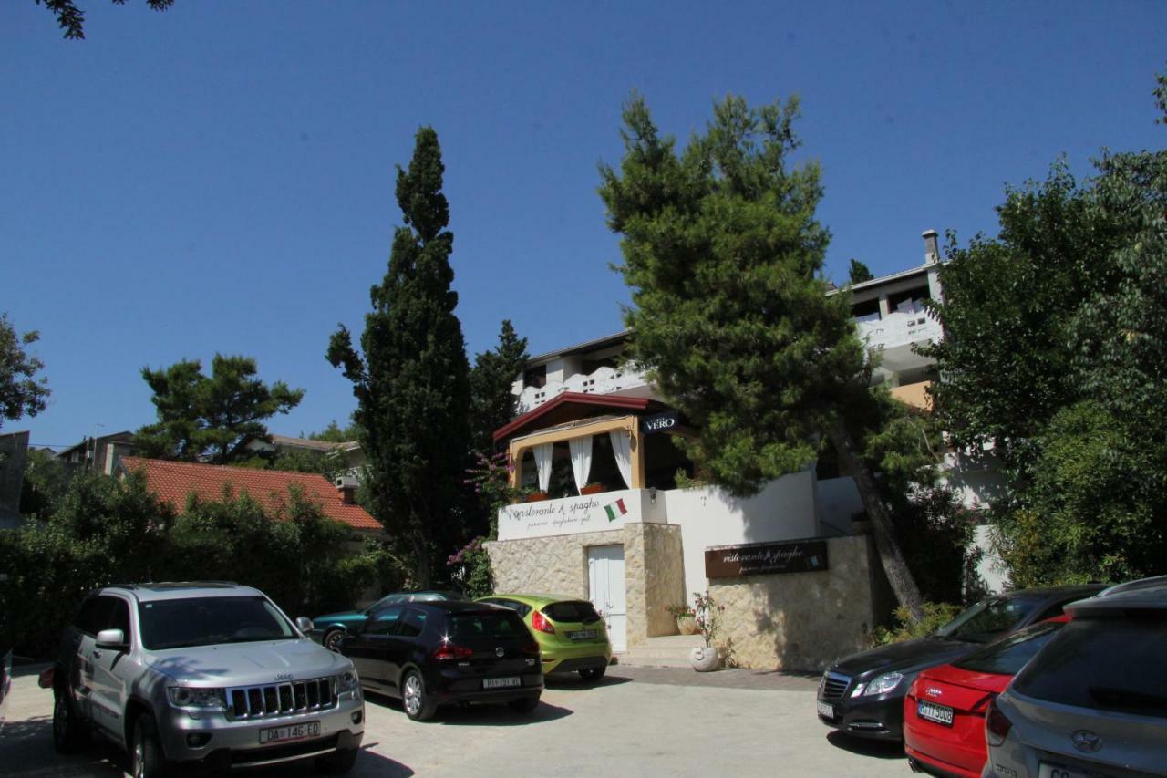 Novalja Inn 2 Екстериор снимка
