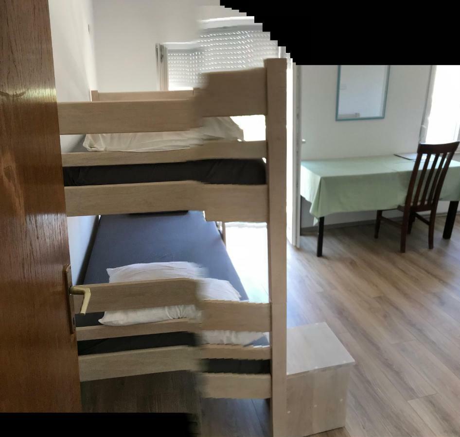 Novalja Inn 2 Екстериор снимка